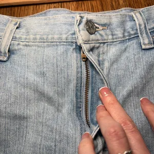 90s Riders‎ by Lee High Waisted Light Wash Denim Shorts Womens 14 100% Cotton thumbnail 9