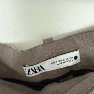 Zara Women’s Medium Grey Wide Leg Trouser Dress Pants thumbnail 3