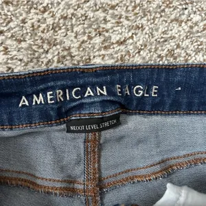 American Eagle Hi-Rise Jegging Denim Jeans Skinny Distressed High Rise Stretch 6 thumbnail 2