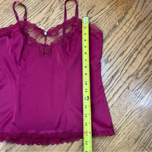 Vintage 80’s Bari Silky Nylon Lace Burgundy Camisole Size M thumbnail 13
