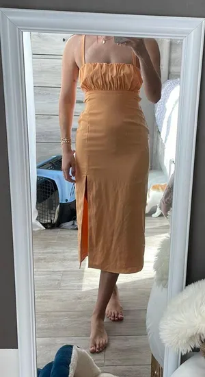 Dress thumbnail 1