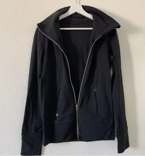 Lululemon Jacket thumbnail 1