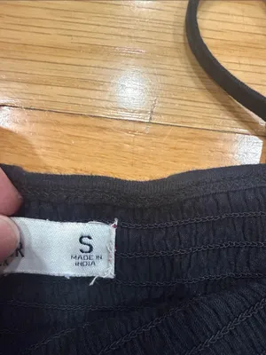 Hollister black smocked tank top size small. thumbnail 3