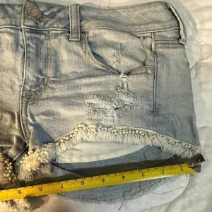 American Eagle Jean Shorts Size 4 Shortie thumbnail 6