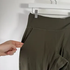 Lululemon Align Jogger Olive Green 28" Travel Lounge Casual W5CO2S Womens 8 thumbnail 3