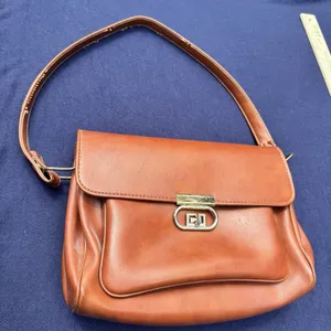 Vintage 70s Cognac Brown Leather Shoulder Bag with Gold Turn Lock thumbnail 1