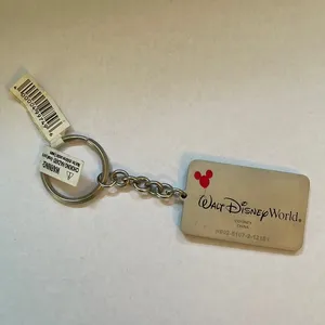 Disney NWT  Keychain Silver Tone, “I ❤️ YOU” thumbnail 1