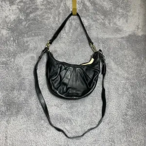 Vince‎ Camuto Crossbody Bag Womens Small Black Leather Pleated Crescent Hobo thumbnail 2