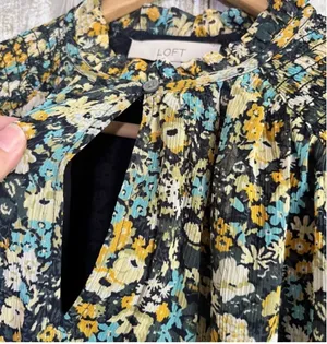 Loft Floral Smocked Blouse •Small thumbnail 5