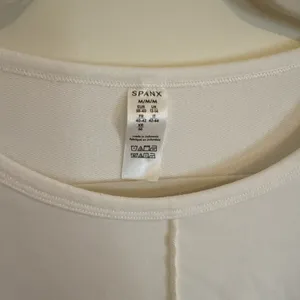 SPANX Perfect Length Dolman Sleeve Sweatshirt Top Soft White Heather Size M/M thumbnail 2