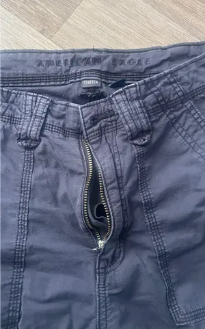 American Eagle Outfitters Cargo Pants thumbnail 2