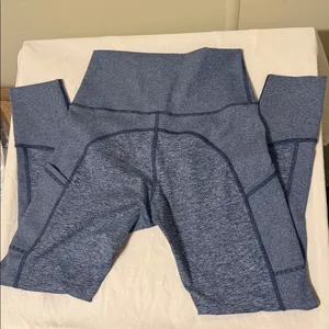 Offline by Aerie Womens The Hugger Leggings Hi Rise Short Insane M thumbnail 7