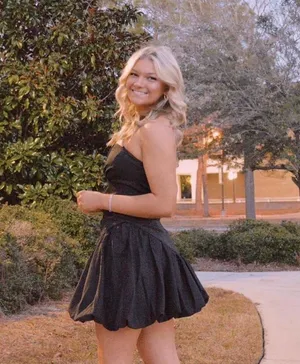 Red Dress Boutique Little Black Dress - Preppy Size Medium thumbnail 2