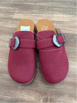 Women's Blowfish Malibu Clogs Size 8.5 Burgundy thumbnail 2