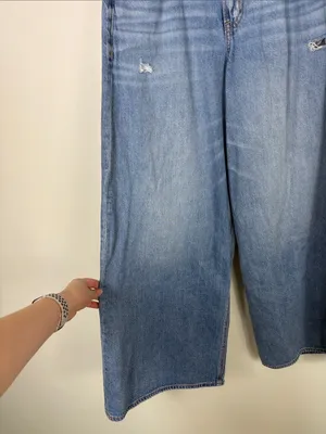 American Eagle Ultra Wide Leg Jeans Women’s Size 4 Short Blue High Rise Denim thumbnail 6