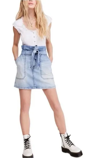 Free People Splendor in the Grass Paperbag Waist Denim Mini Skirt - Size 2 - EUC thumbnail 1