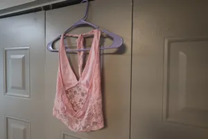 Shein lacey halter cropped tank sleeveless top in light baby pink size xs extra small. thumbnail 6