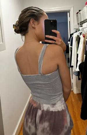 Cropped Seamless Top thumbnail 2