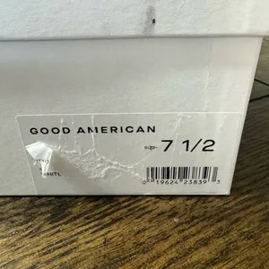 Good American white clear block heels thumbnail 8