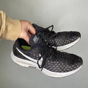 Nike | Air Zoom Pegasus 35 Woman’s Shoes 8.5‎ thumbnail 2