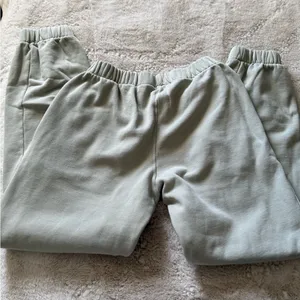 Brandy Melville John Galt Rosa sweatpants thumbnail 1