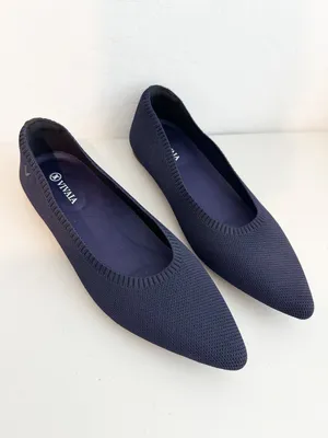 Vivaia Aria Pointed Toe Ballet Flats Size 9.5 Navy Blue Classic Minimalist Chic thumbnail 3