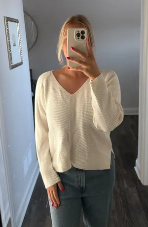 Abercrombie Sweater thumbnail 1