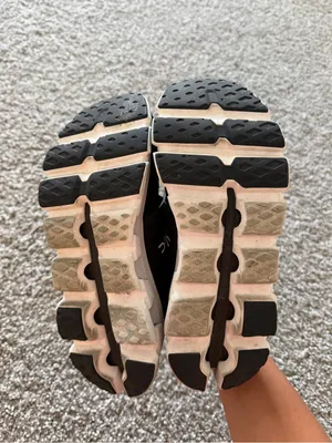 On Running Cloudswift 3 Sneakers On Clouds Womens Athletic Sneakers Size 9 thumbnail 6