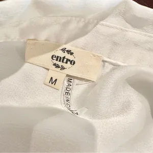 Entro White Satin Blouse Sz M Button Front Shirt Short Sleeves thumbnail 7