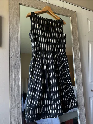 Tory Burch White And Black Patterned Sleeveless Midi Dress Size 6 Medium thumbnail 2
