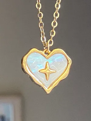 Handmade gold tone stainless steel heart sparkle white shell necklace🐚⭐️🌀 thumbnail 5