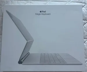Apple iPad Magic Keyboard thumbnail 1