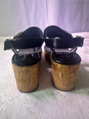 Tommy Hilfiger Black Leather Cork Wedge Thong Sandals with Gold Logo thumbnail 7