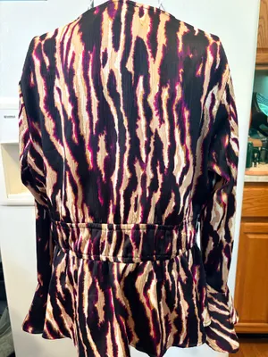 Sofia Vergara Zebra printed blouse. New with tags ruffed selves thumbnail 2