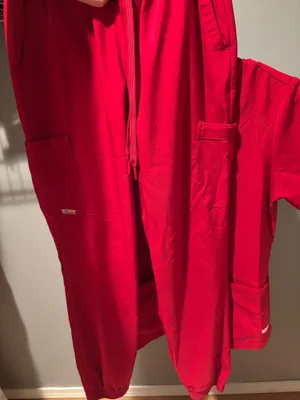 Grey's Anatomy Scrub Set thumbnail 5