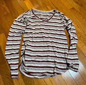 Outfitters Shirt thumbnail 1