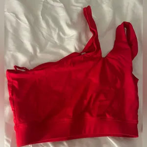 Garage Red cropped tank- thumbnail 4