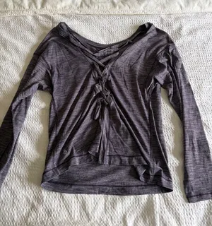 lululemon long sleeve shirt thumbnail 1