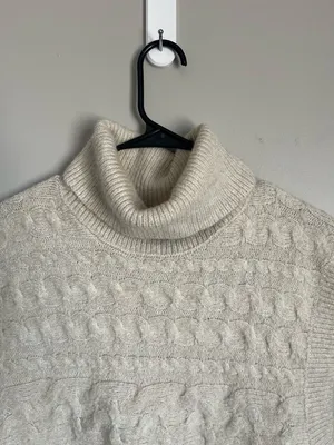 OLD NAVY | Cream Cable-Knit Sleeveless Turtleneck Sweater Vest Sz M thumbnail 4