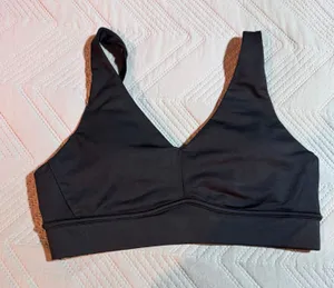 Fabletics  sports bra women's size medium‎ excellent condition thumbnail 1