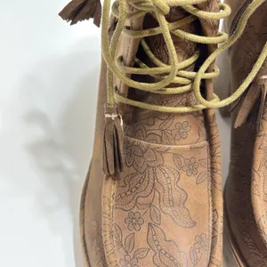 Comfort Boots Est 1946 Womens Sz 9.5 Brown Ankle Floral Print Lace Up Tassel thumbnail 12