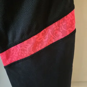 Buckle BKE Sport Black Pink Trim Active Leggings Women’s Large Stretch Zip Pocket Yoga thumbnail 3