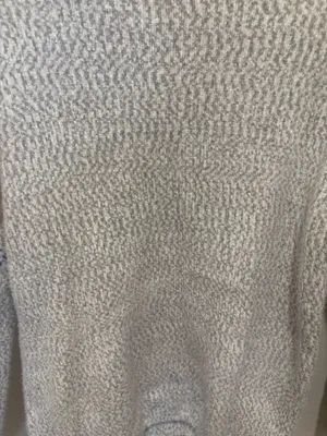 Gray and tan bear sweater Size M thumbnail 4
