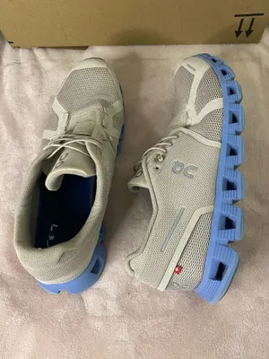 On Cloud Engineering Women's Running Shoes Size 11 thumbnail 5