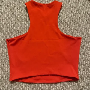 Red Garage Top thumbnail 2