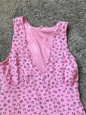 Sleeveless Pink Heart-Print Mini Dress thumbnail 3