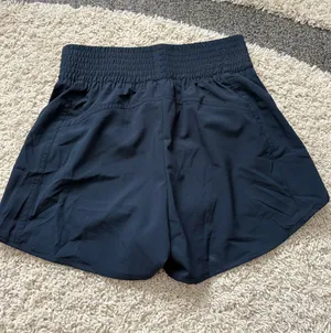 BMJL athletic shorts high waist M NWT thumbnail 2