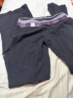 Lululemon Straight Leggings thumbnail 2
