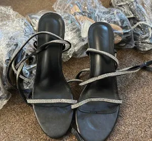 Unbranded Women's Black Courts thumbnail 1
