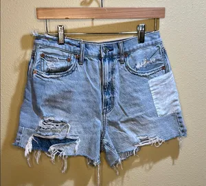 American Eagle size 6 High Rise rainbow patchwork 90’s Boyfriend Shorts thumbnail 1